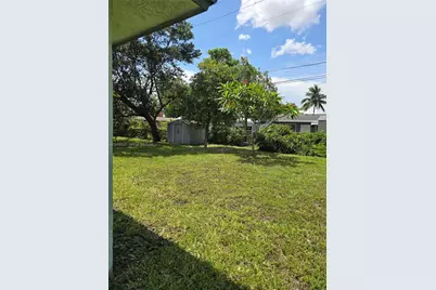 2581 NW 15th Ct, Fort Lauderdale, FL 33311 - Photo 8