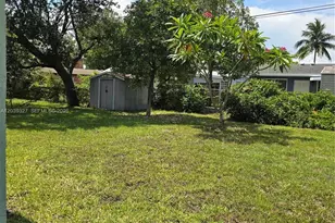 2581 NW 15th Ct, Fort Lauderdale, FL 33311 - Photo 8