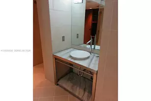 325 S Biscayne Blvd, Miami, FL 33131 - Photo 26