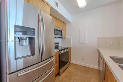 325 S Biscayne Blvd #4122, Miami, FL 33131 - Photo 6