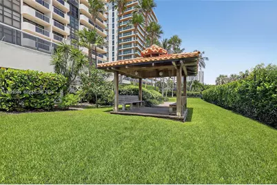 5757 Collins Ave #702, Miami Beach, FL 33140 - Photo 48