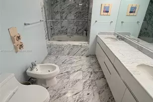5757 Collins Ave, Miami Beach, FL 33140 - Photo 40