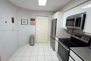5757 Collins Ave, Miami Beach, FL 33140 - Photo 34