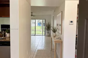 9953 NW Nob Hill Pl, Sunrise, FL 33351 - Photo 6