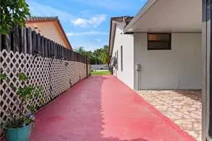 13522 SW 62nd St, Miami, FL 33183 - Photo 38