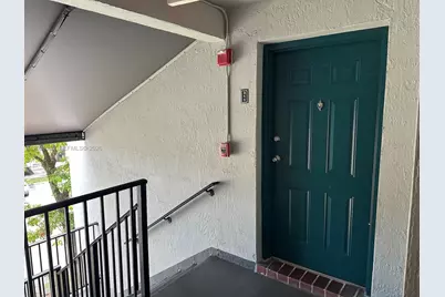 7200 NW 179th St #311, Hialeah, FL 33015 - Photo 22