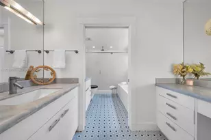 736 NE 17th Way, Fort Lauderdale, FL 33304 - Photo 16