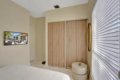 1529 Shoreline Way #1529, Hollywood, FL 33019 - Photo 8