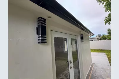 2181 SW 50th Ave, Fort Lauderdale, FL 33317 - Photo 16