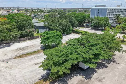 1st Ave NW 166 St, Miami, FL 33169 - Photo 4