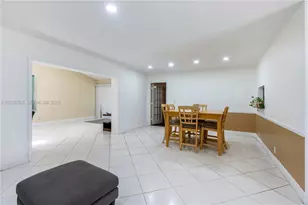 19323 Carolina Cir, Boca Raton, FL 33434 - Photo 10