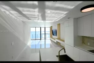 700 NE 24th St, Miami, FL 33137 - Photo 8