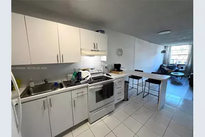 710 Washington Ave #319, Miami Beach, FL 33139 - Photo 4