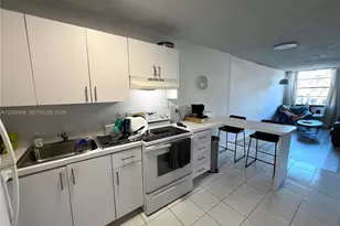 710 Washington Ave, Miami Beach, FL 33139 - Photo 4