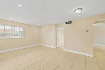 2730 W 61st Pl #201, Hialeah, FL 33016 - Photo 16