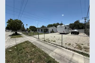 3320 E 10th Ave, Hialeah, FL 33013 - Photo 2