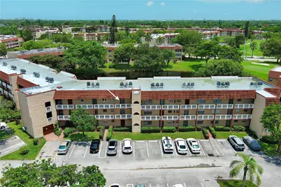 9281 Sunrise Lakes Blvd #308, Sunrise, FL 33322 - Photo 14