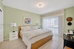 425 Bayshore Dr, Fort Lauderdale, FL 33304 - Photo 10