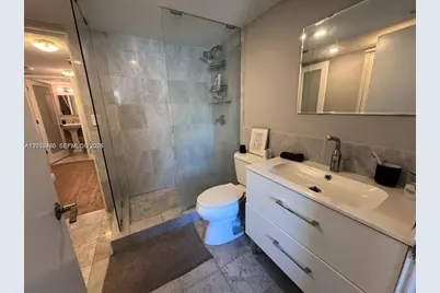 800 N Miami Ave #E-1008, Miami, FL 33136 - Photo 10
