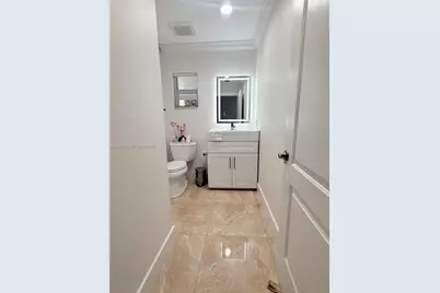 19331 NW 57th Ct, Miami, FL 33015 - Photo 16