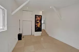 213 NE 43rd St, Miami, FL 33137 - Photo 24