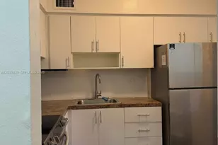 1667 NE Miami Gardens Dr, Miami, FL 33179 - Photo 2