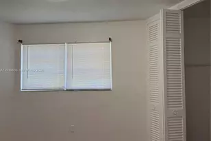 1667 NE Miami Gardens Dr, Miami, FL 33179 - Photo 10