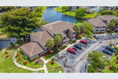 9856 Nob Hill Ln #9856, Sunrise, FL 33351 - Photo 8