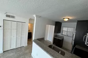 365 NE 125th St, North Miami, FL 33161 - Photo 4