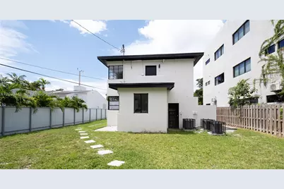 423 NE 71st St #4, Miami, FL 33138 - Photo 16