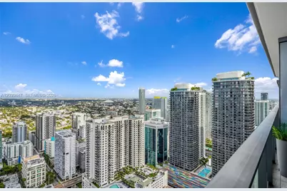 1000 Brickell Plz #4704, Miami, FL 33131 - Photo 16