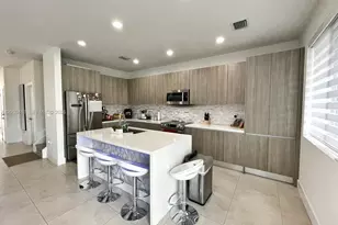 7243 NW 103rd Path, Doral, FL 33178 - Photo 16