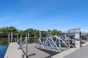 10 Edgewater Dr, Coral Gables, FL 33133 - Photo 40
