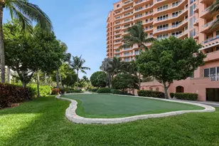 10 Edgewater Dr, Coral Gables, FL 33133 - Photo 36