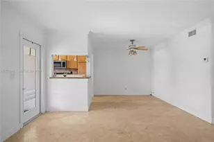 541 Blue Heron Dr, Hallandale Beach, FL 33009 - Photo 4