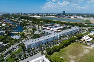 541 Blue Heron Dr, Hallandale Beach, FL 33009 - Photo 18