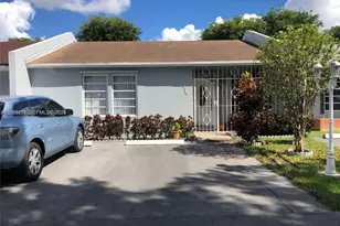 5813 SW 140th Ave, Miami, FL 33183 - Photo 1