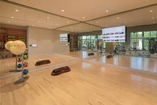 16385 Biscayne Blvd, North Miami Beach, FL 33160 - Photo 32