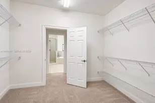 8605 NW 102nd Ct, Doral, FL 33178 - Photo 24