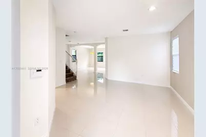 8605 NW 102nd Ct, Doral, FL 33178 - Photo 6