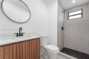 3040 NW 93rd St, Miami, FL 33147 - Photo 10