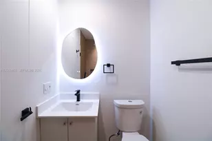 221 SW 11th Ave, Miami, FL 33130 - Photo 8