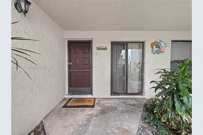 3rd Ct 20135 #1, Miami, FL 33179 - Photo 8