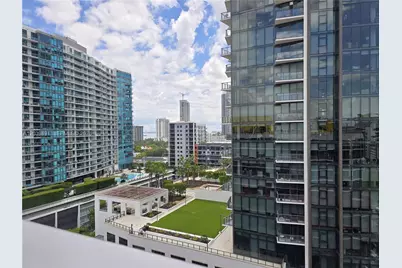 90 NE 32nd St #305, Miami, FL 33137 - Photo 2