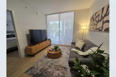 90 NE 32nd St #305, Miami, FL 33137 - Photo 6