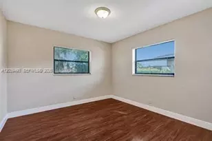 4041 NW 30th Terrace, Lauderdale Lakes, FL 33309 - Photo 8