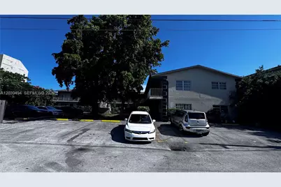 1522 NE 34th Ct #4, Oakland Park, FL 33334 - Photo 20