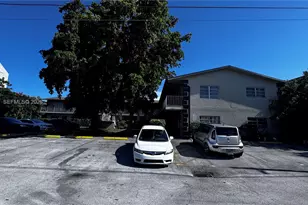 1522 NE 34th Ct, Oakland Park, FL 33334 - Photo 20