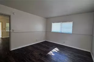 1522 NE 34th Ct, Oakland Park, FL 33334 - Photo 6