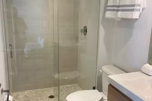 100 Bayview Dr, Sunny Isles Beach, FL 33160 - Photo 20